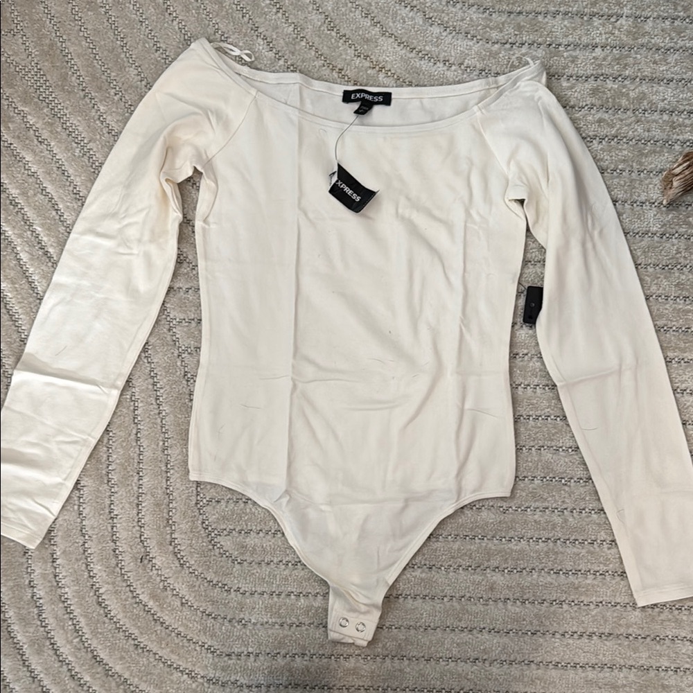 Express Cream Long Sleeve Bodysuit
